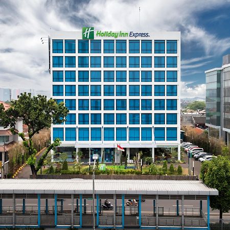 Holiday Inn Express Jakarta Matraman By Ihg Eksteriør bilde