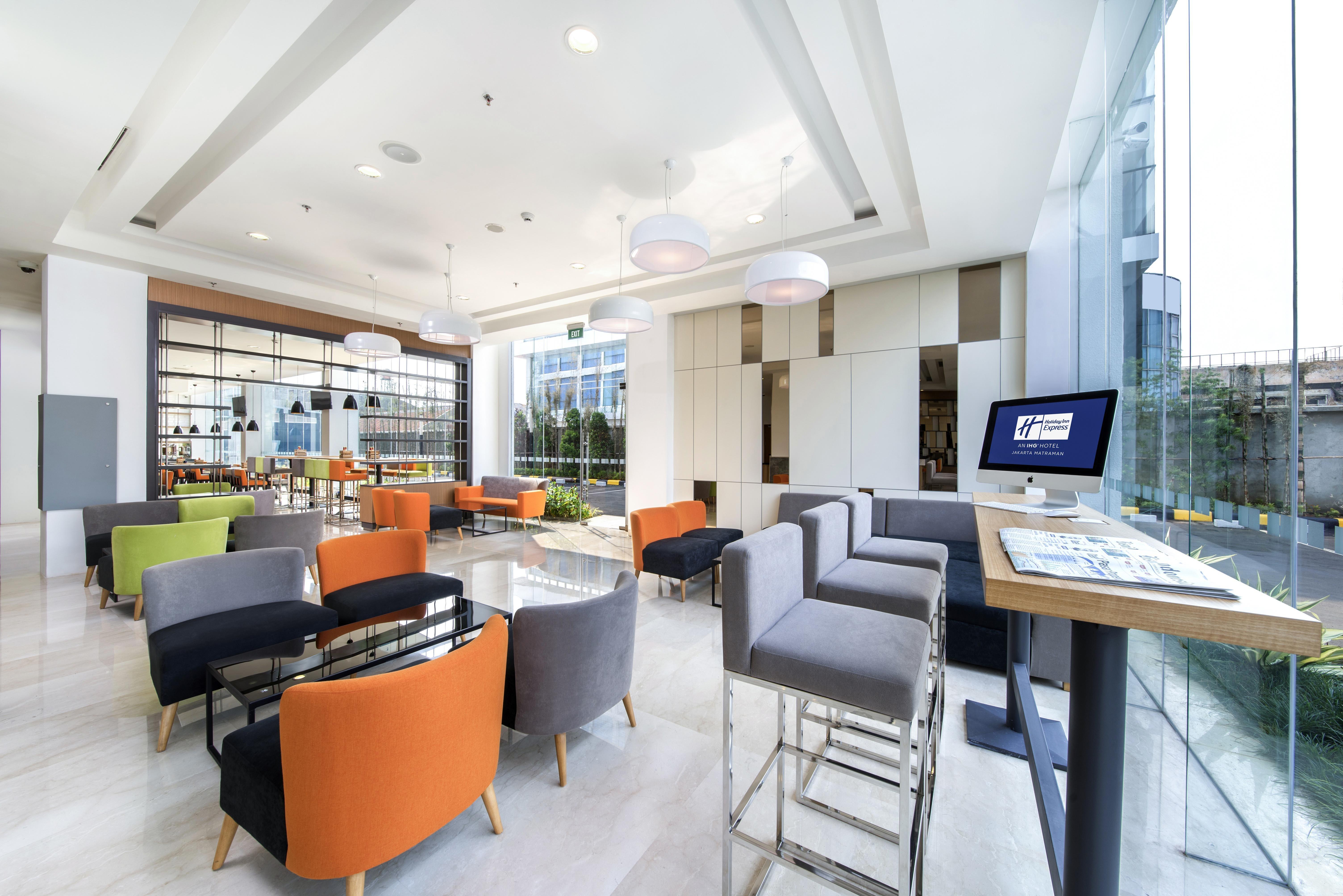 Holiday Inn Express Jakarta Matraman By Ihg Eksteriør bilde