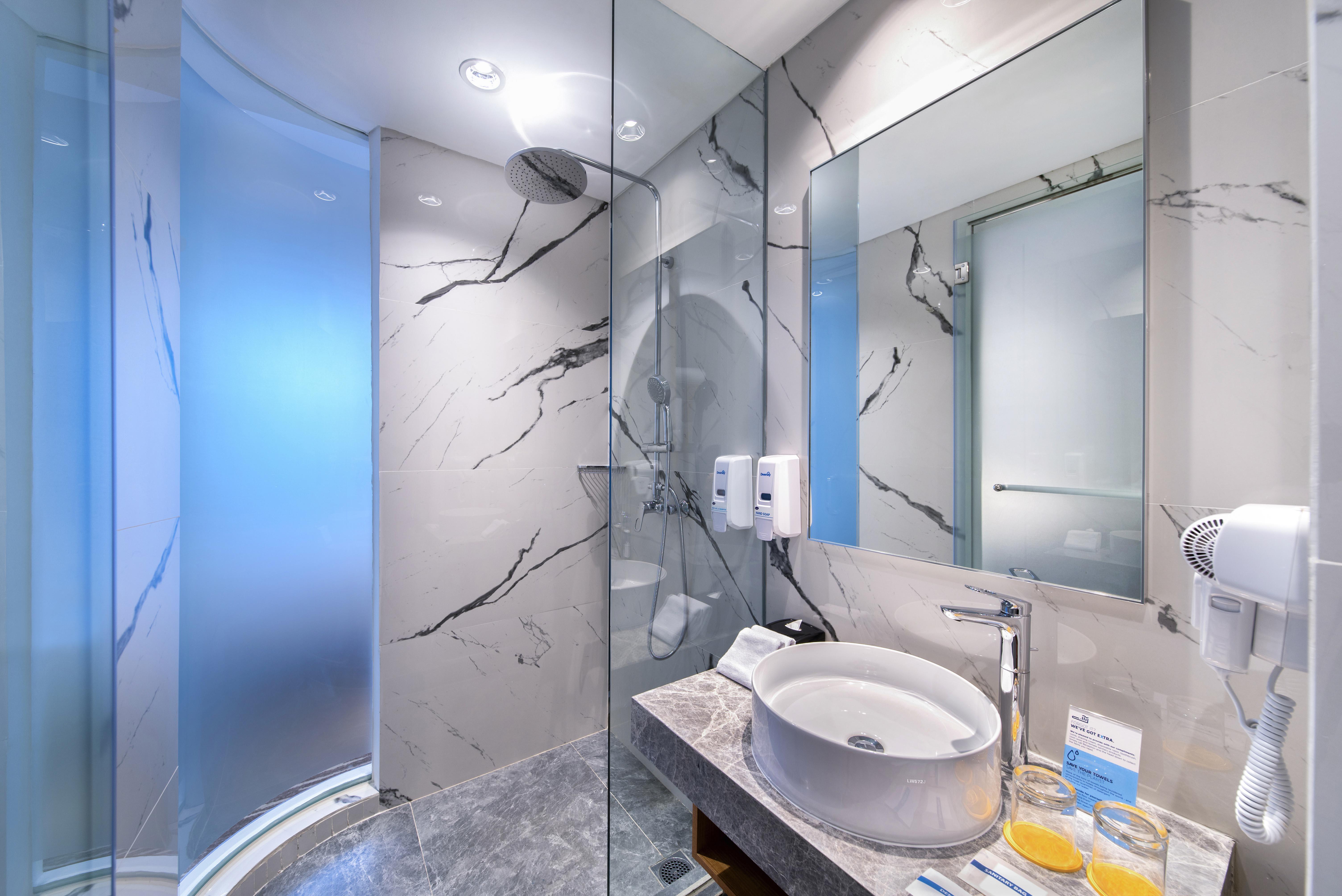 Holiday Inn Express Jakarta Matraman By Ihg Eksteriør bilde