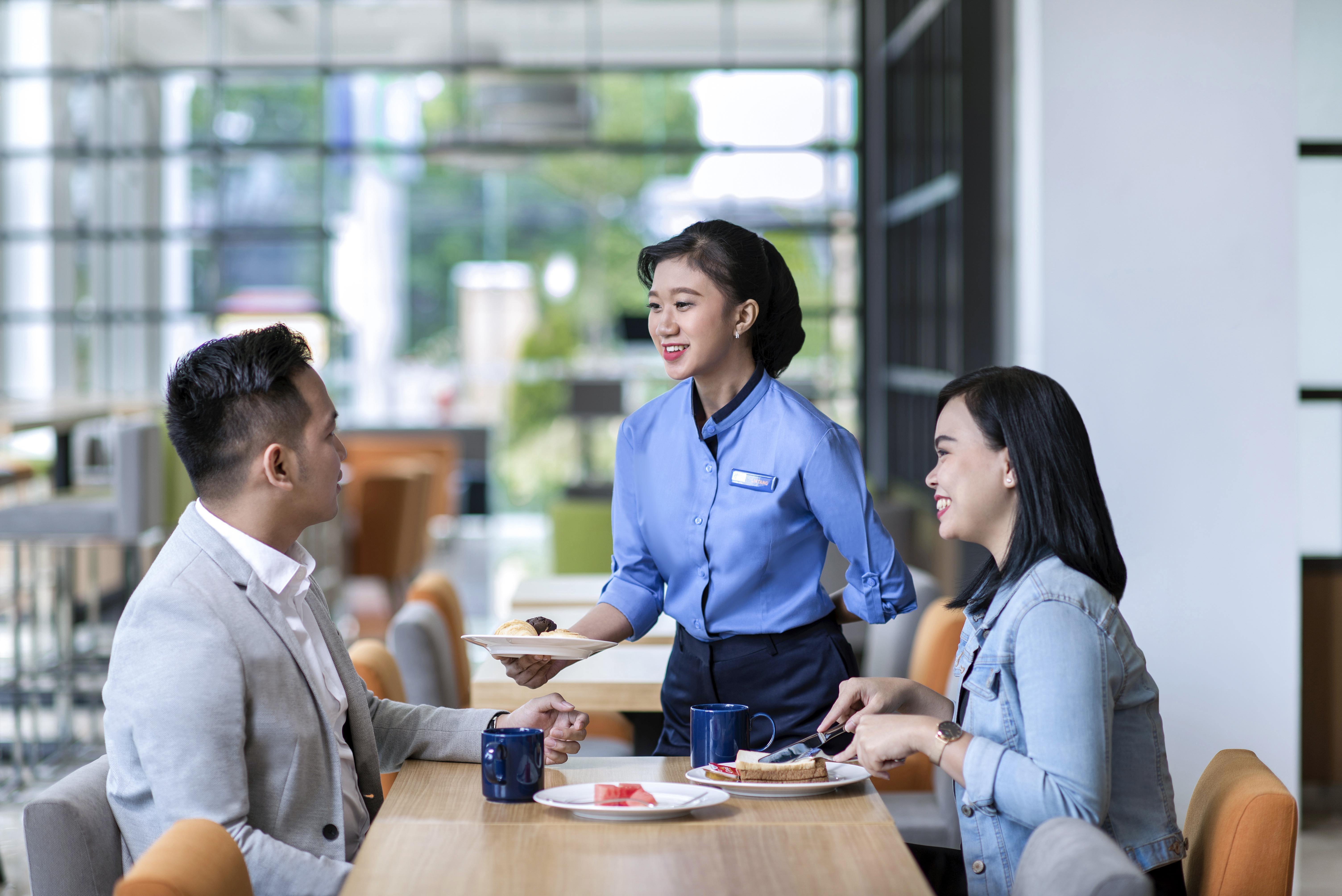 Holiday Inn Express Jakarta Matraman By Ihg Eksteriør bilde