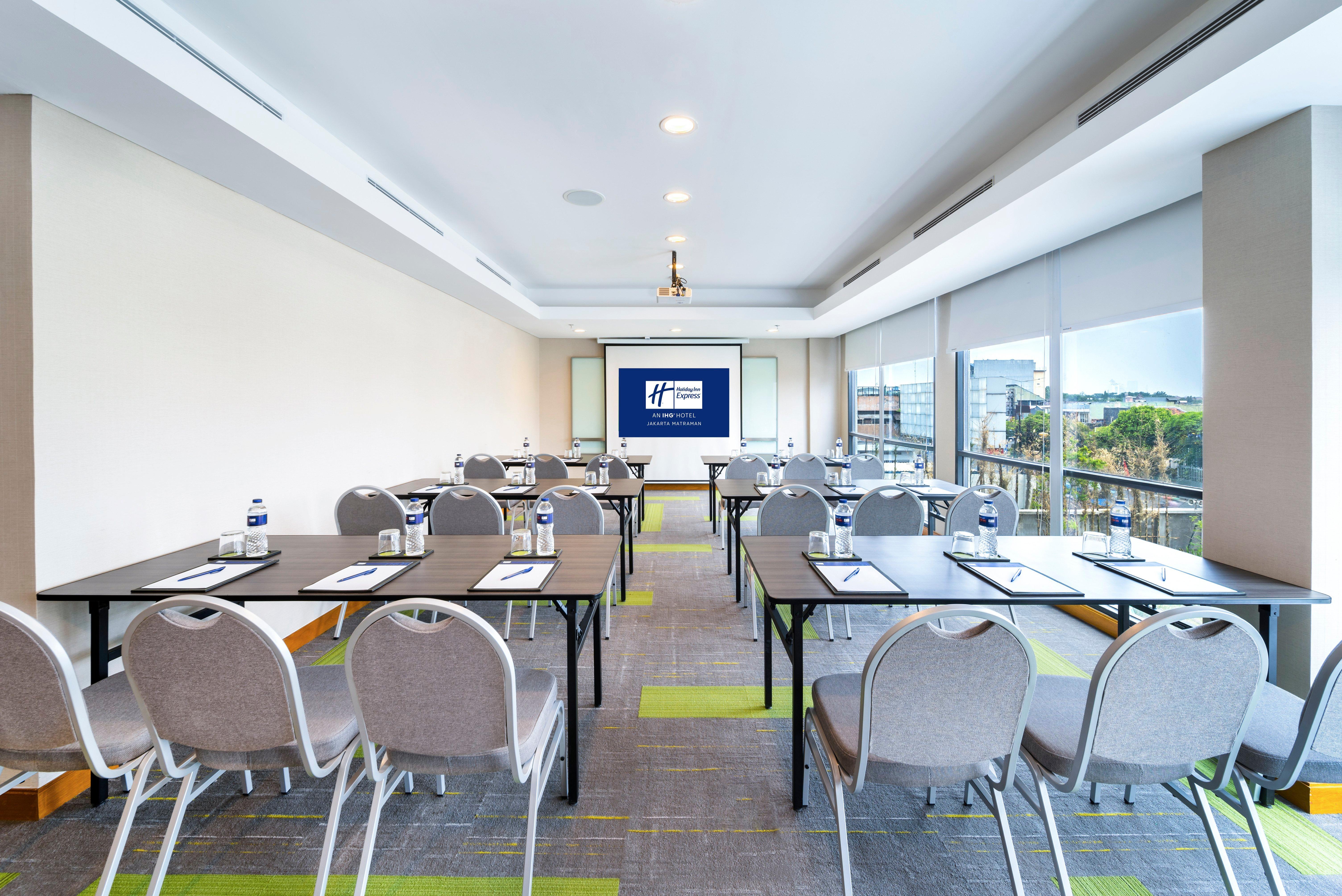 Holiday Inn Express Jakarta Matraman By Ihg Eksteriør bilde