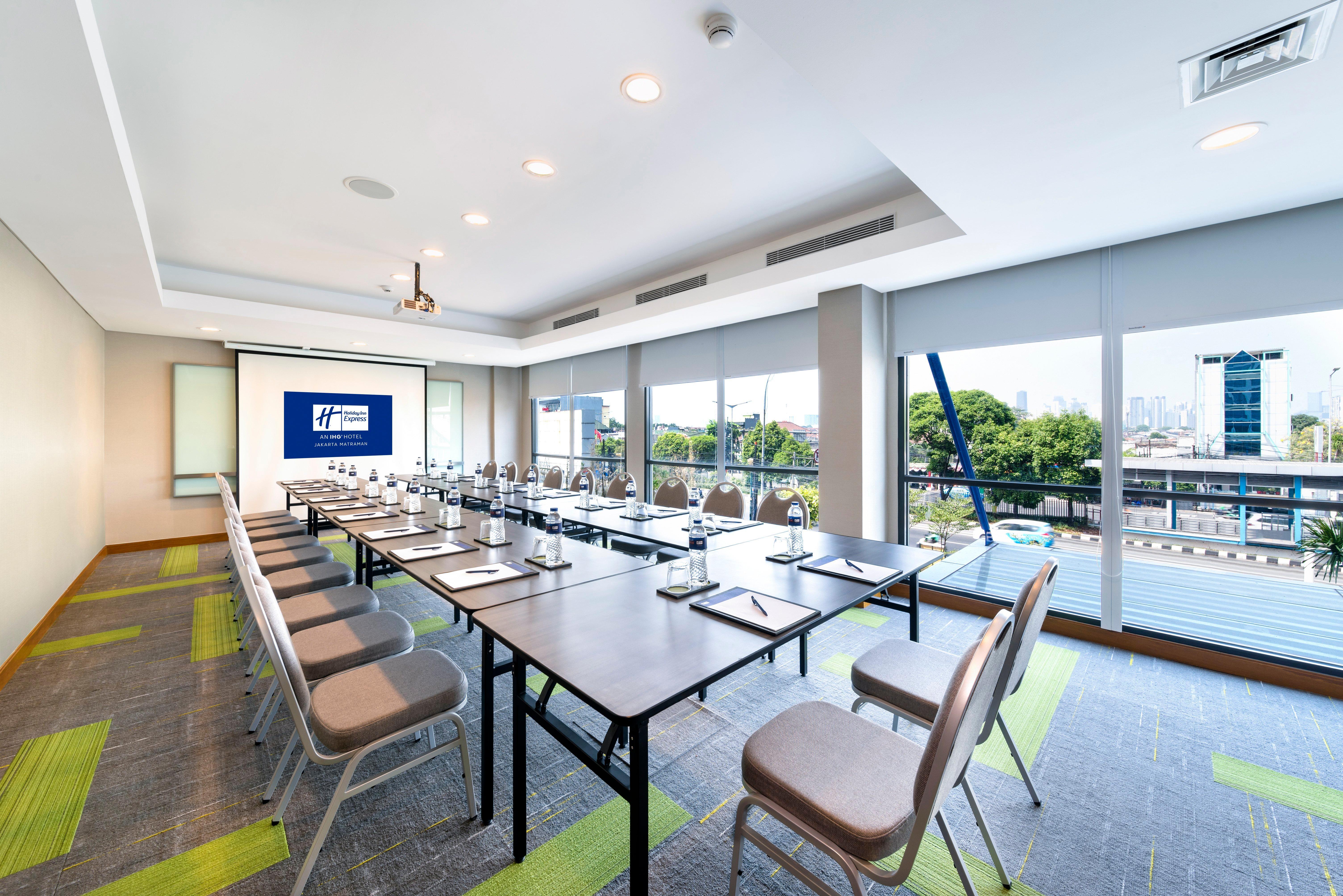 Holiday Inn Express Jakarta Matraman By Ihg Eksteriør bilde